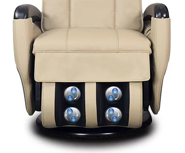 système de massage des pieds à l'intérieur d'un fauteuil massant