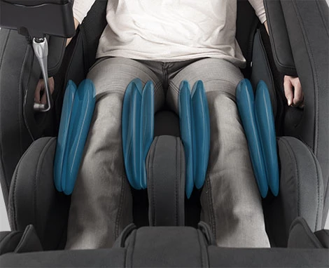 Massage par air des genoux sur un fauteuil massant Evasion 3D